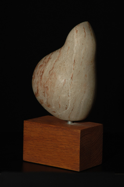 Sitting Bird
Alabaster
10 1/2"H x 5"W x 5 1/2"D