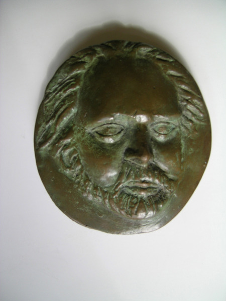 One Man's Tranquility
Obverse
4 1/2"D - Cast Bronze